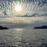 Fishermen's With Sea View Bomlo
